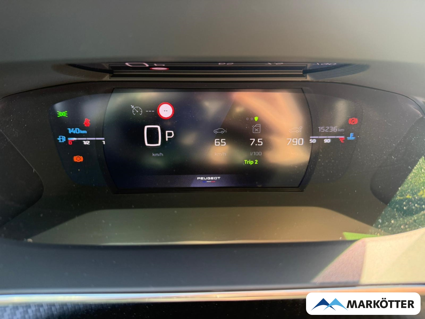 Fahrzeugabbildung Peugeot 2008 GT ALCANTARA/LED/NAVI/CAM/SHZ/MASSAGE