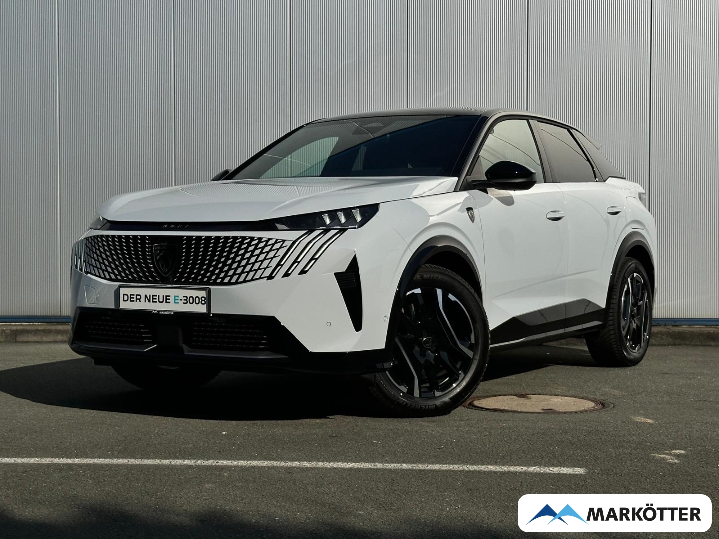 Fahrzeugabbildung Peugeot 3008 210 e-GT ACC/360°/Massage/Allwetter.