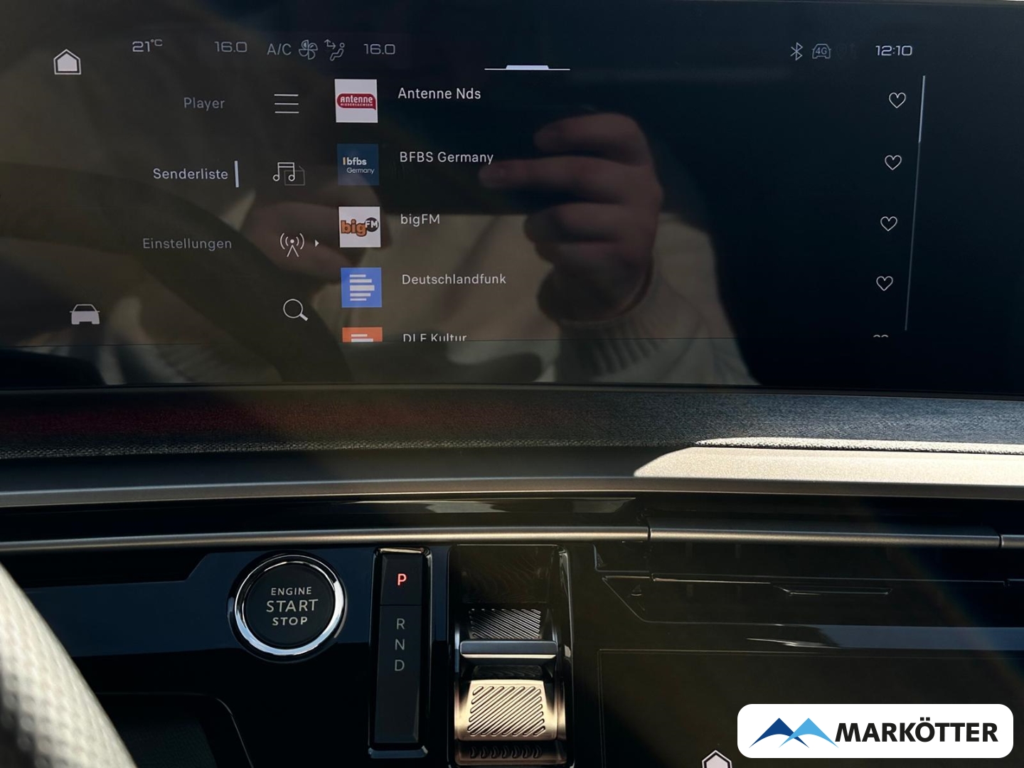 Fahrzeugabbildung Peugeot 3008 210 e-GT ACC/360°/Massage/Allwetter.