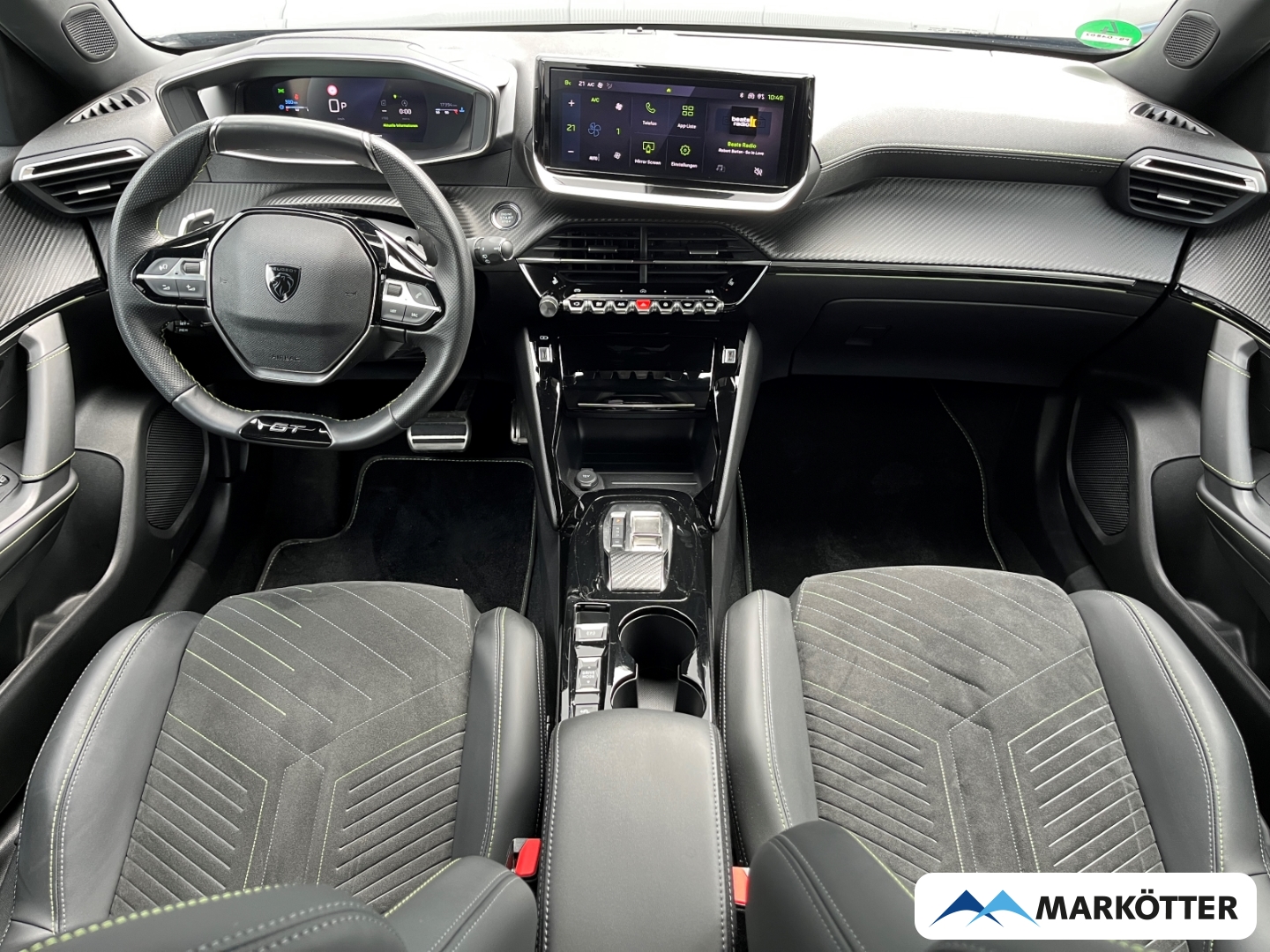 Fahrzeugabbildung Peugeot 2008 GT PureTech130 Alcantara/Keyless/Massage