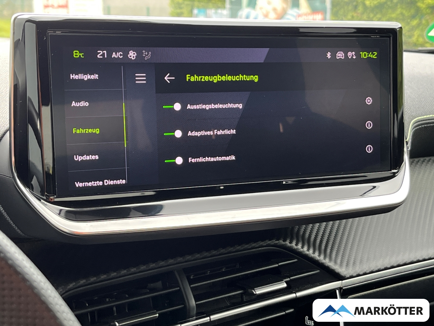 Fahrzeugabbildung Peugeot 2008 GT PureTech130 Alcantara/Keyless/Massage