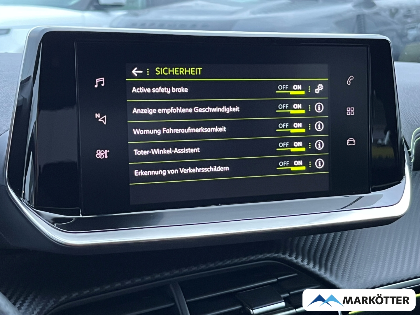 Fahrzeugabbildung Peugeot 208 GT Totwinkel/Ambiente/Kamera