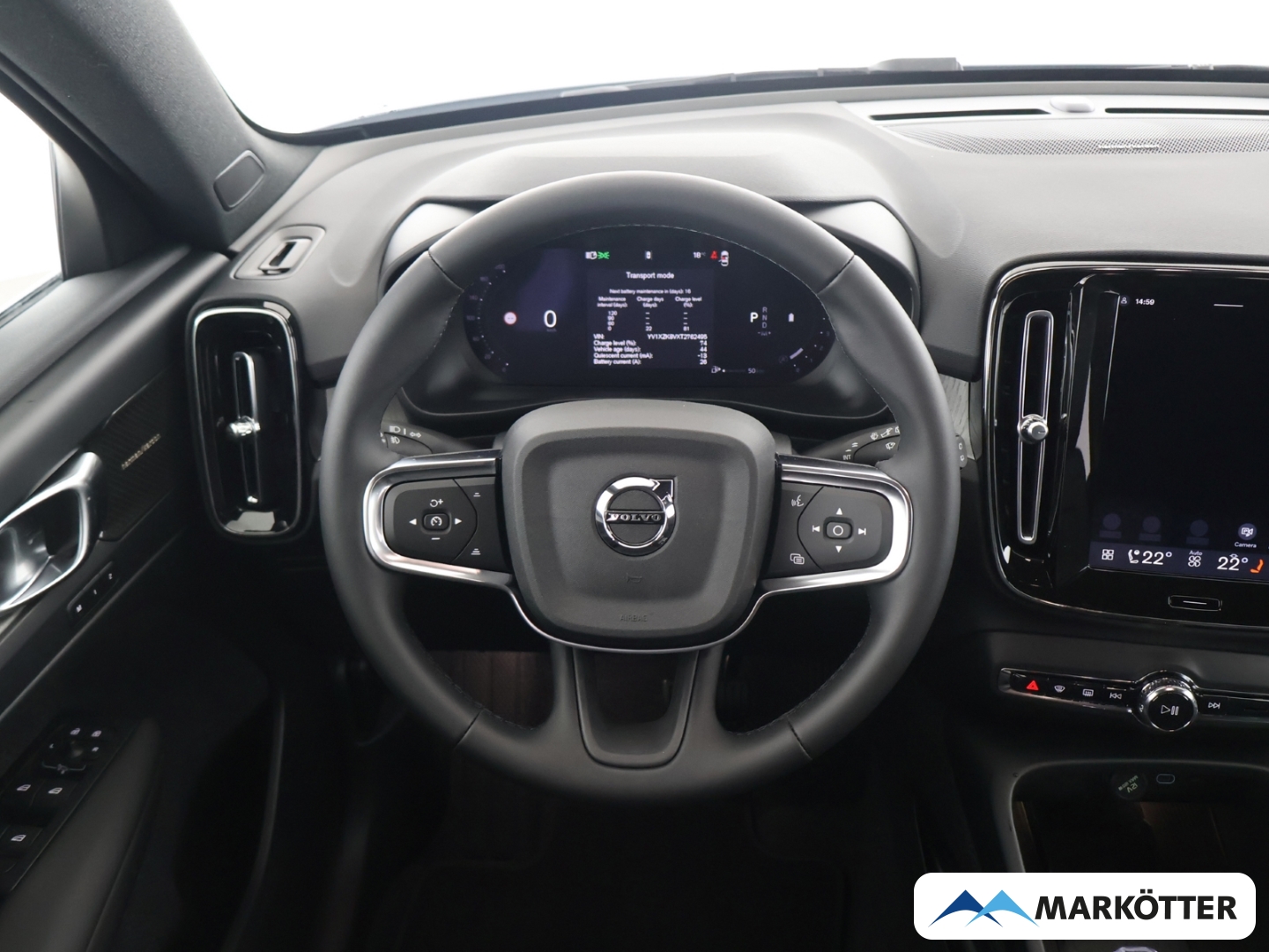 Fahrzeugabbildung Volvo XC40 Plus Dark 2WD B4 360°/FSHZ/LHZ/SHZ/ALLWETTER