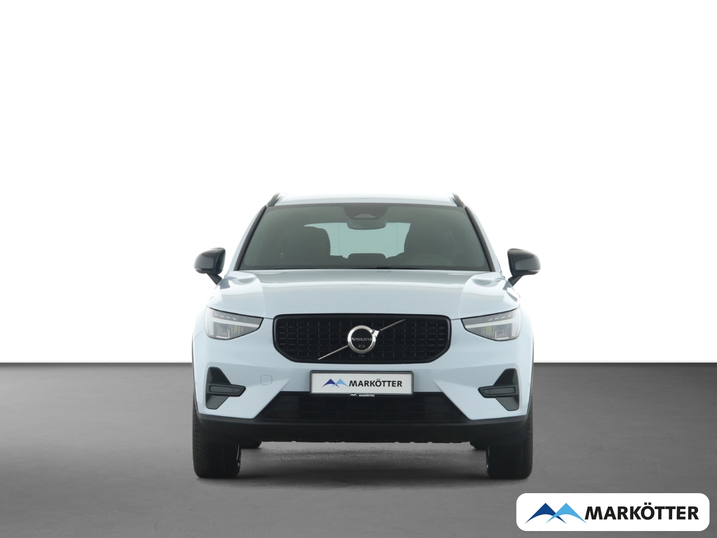 Fahrzeugabbildung Volvo XC40 Plus Dark 2WD B4 360°/FSHZ/LHZ/SHZ/ALLWETTER