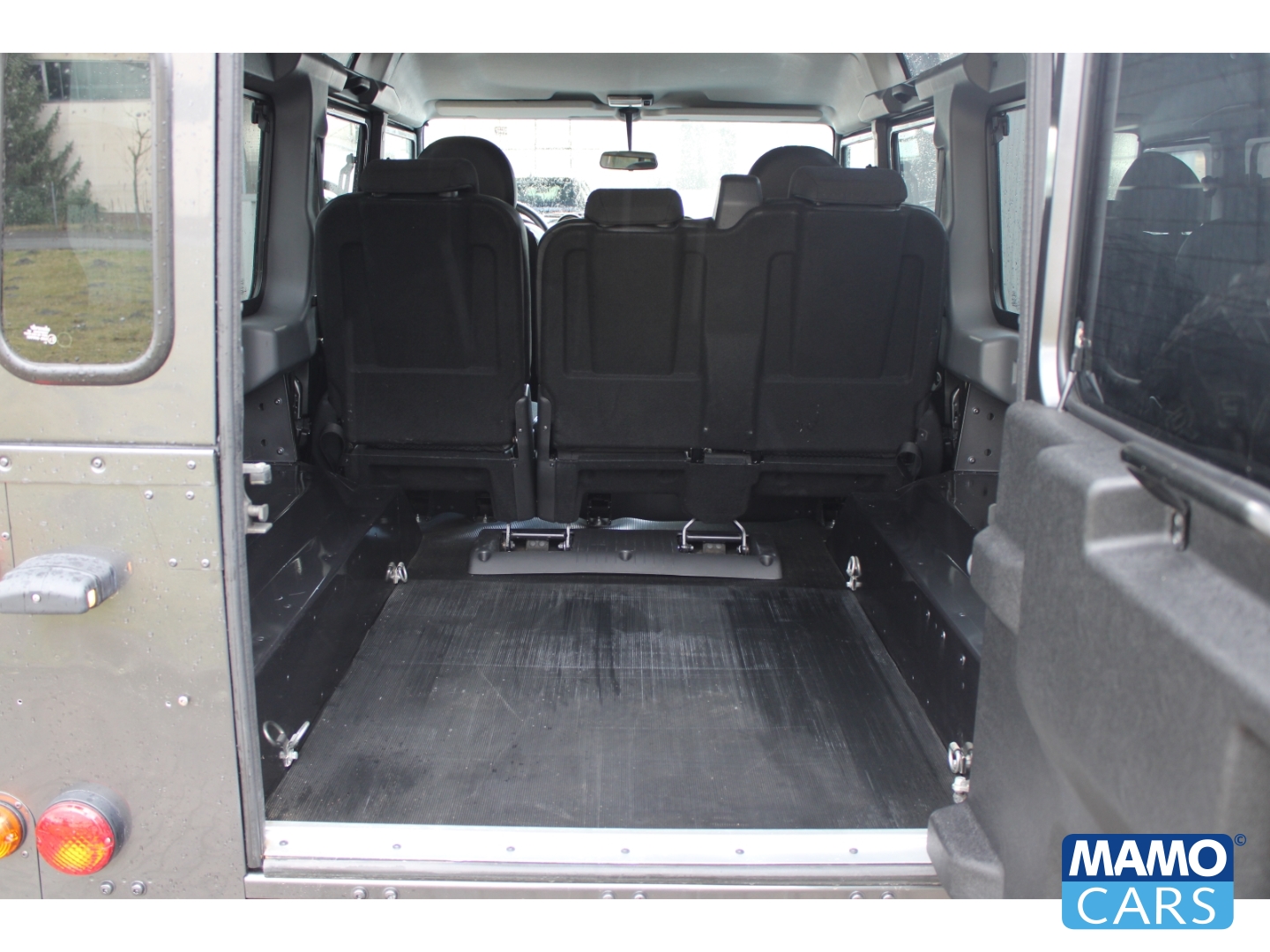 Fahrzeugabbildung Land Rover Defender 110 SW E /Rough Felgen/*Klassiker mit Wertpotenzial*