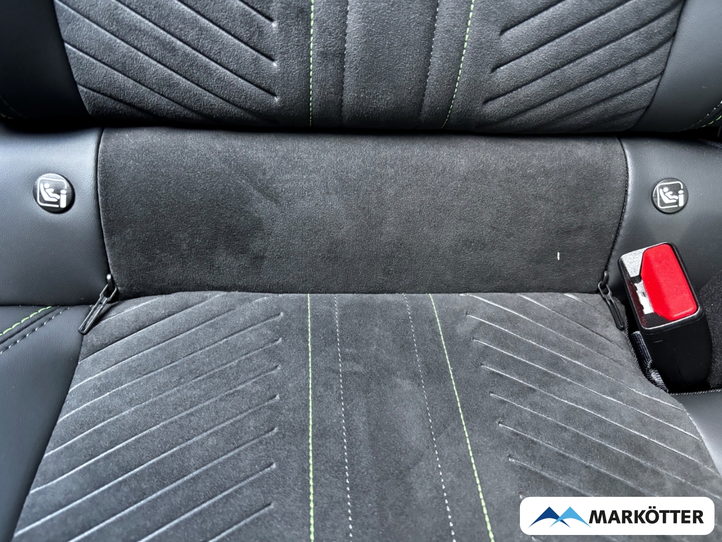 Fahrzeugabbildung Peugeot 2008 GT ACC/CAM/ALCANTARA/NAVI/SHZ/APPLE