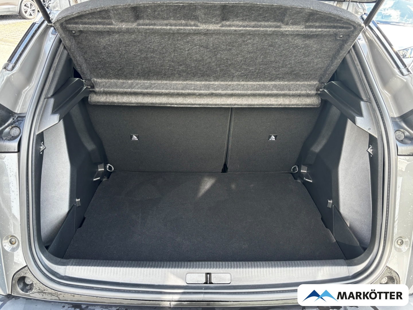 Fahrzeugabbildung Peugeot 2008 GT ACC/CAM/ALCANTARA/NAVI/SHZ/APPLE