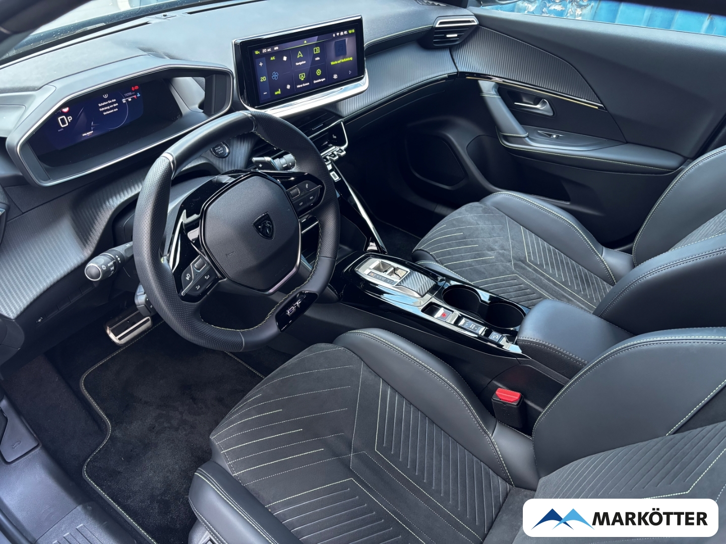 Fahrzeugabbildung Peugeot 2008 GT ACC/CAM/ALCANTARA/NAVI/SHZ/APPLE