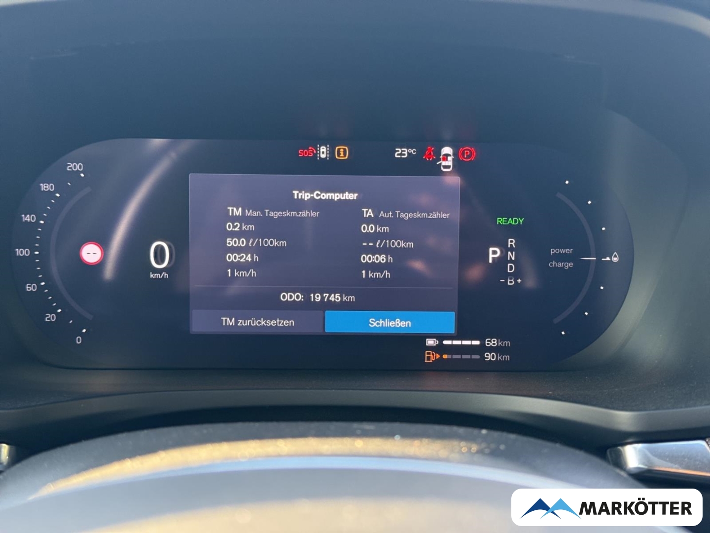 Fahrzeugabbildung Volvo V60 Plus Dark Recharge Plug-In Hybrid AWD