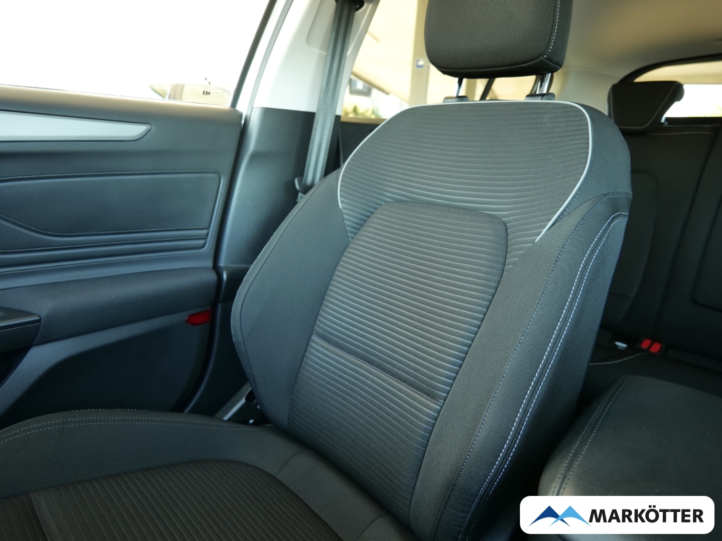 Fahrzeugabbildung Ford Focus 1.0 Titanium Winter-Paket/LED/Kamera
