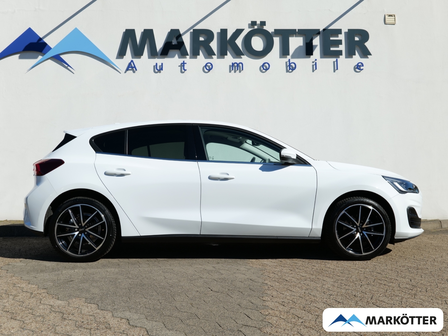 Fahrzeugabbildung Ford Focus 1.0 Titanium Winter-Paket/LED/Kamera