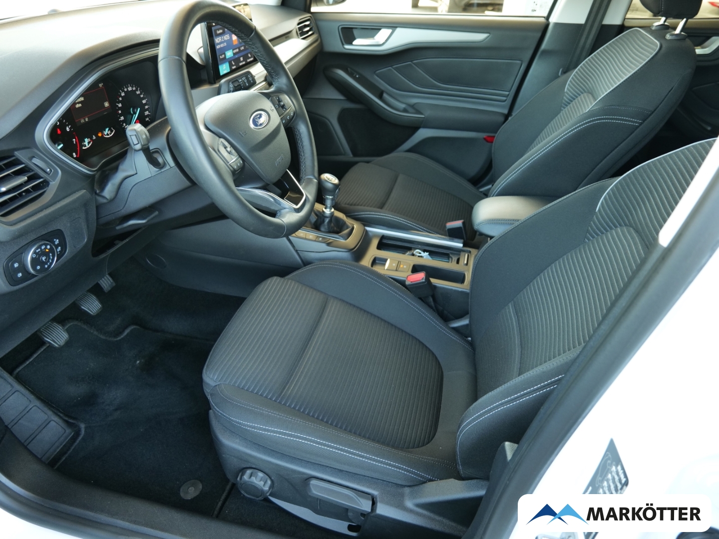 Fahrzeugabbildung Ford Focus 1.0 Titanium Winter-Paket/LED/Kamera