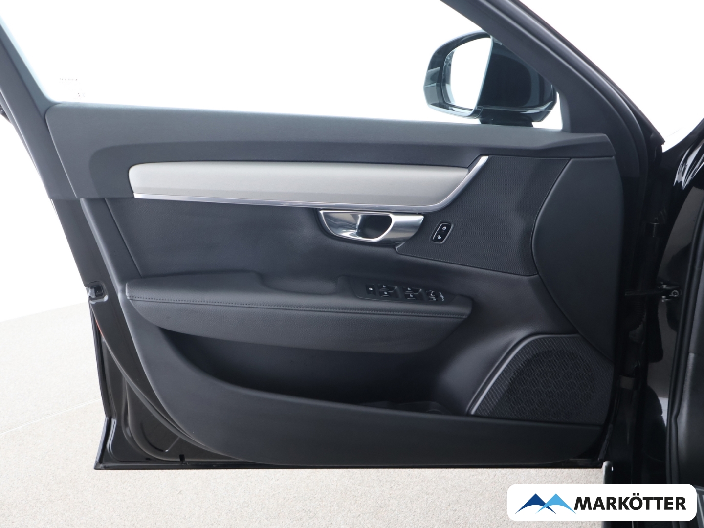 Fahrzeugabbildung Volvo V90 B4 Momentum Pro AHK/Voll-LED/KAMERA/FSH