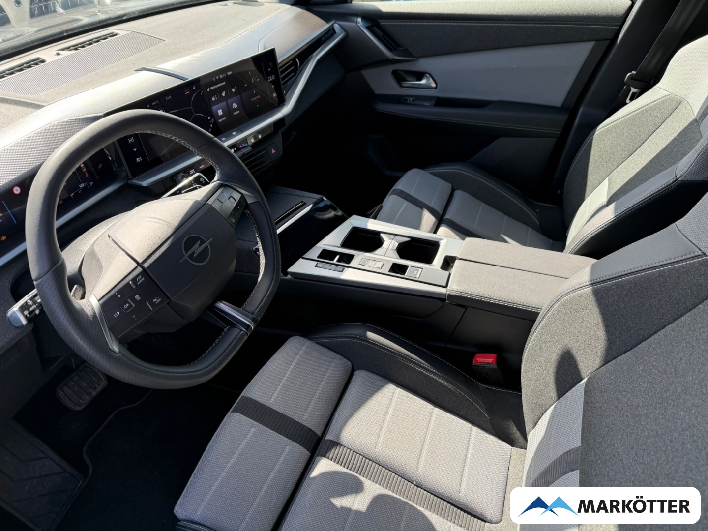 Fahrzeugabbildung Opel Grandland 1.2 GS 48V Mild-Hybrid 100 ACC/CAM/SHZ