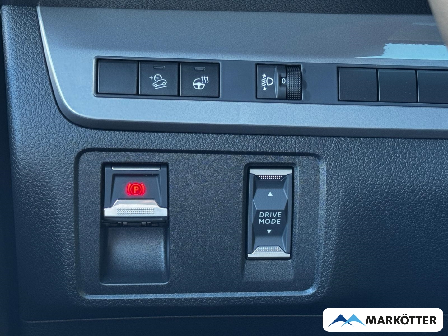 Fahrzeugabbildung Opel Vivaro M Diesel 120 PDC vo/hi Kamera Navi AppInCar