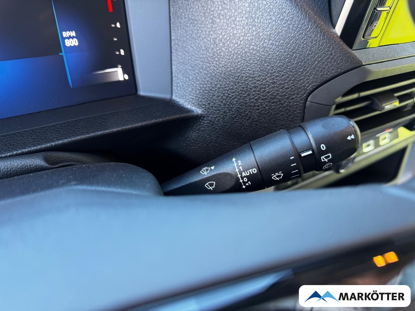 Fahrzeugabbildung Opel Vivaro M Diesel 120 PDC vo/hi Kamera Navi AppInCar