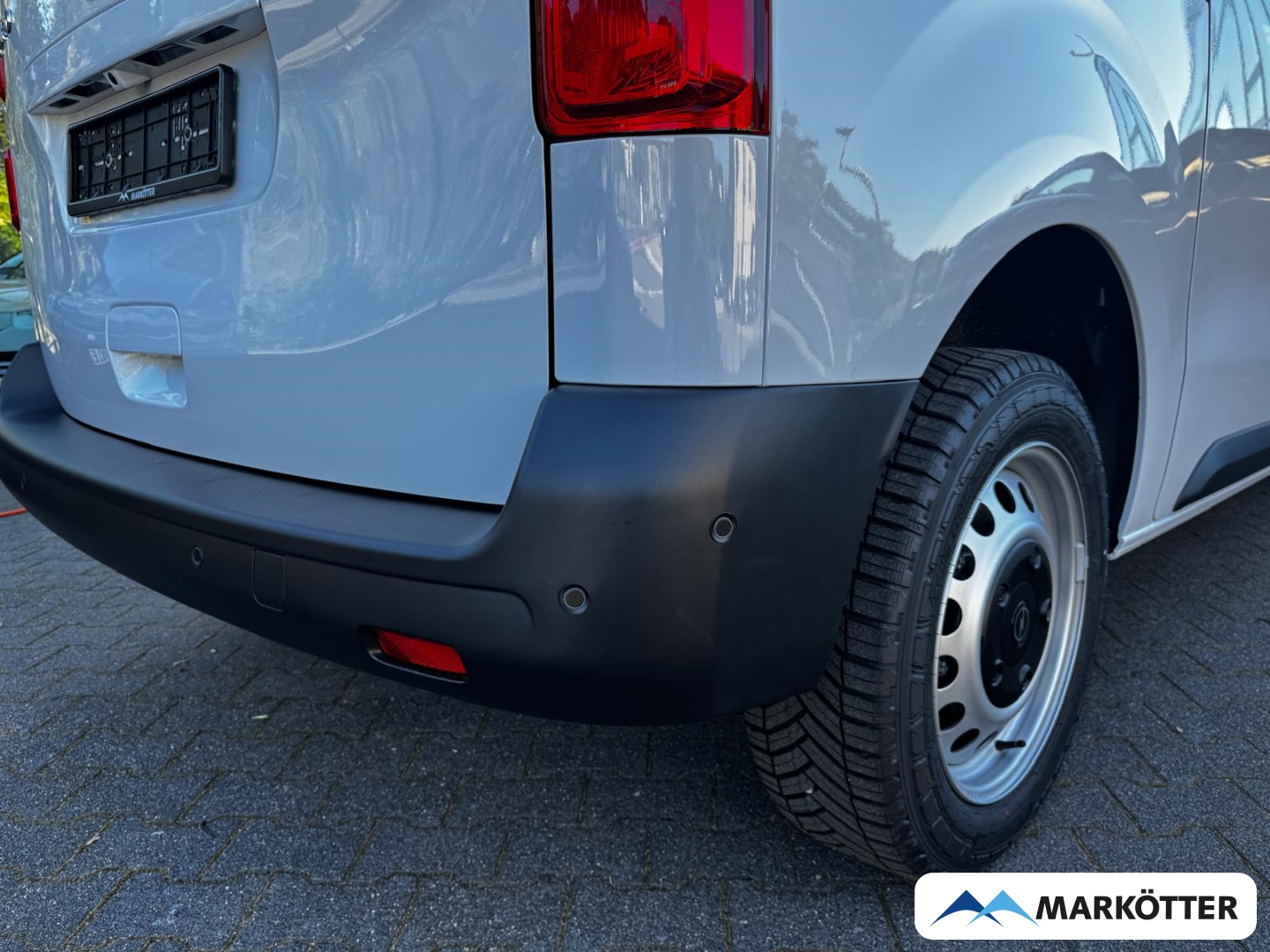 Fahrzeugabbildung Opel Vivaro M Diesel 120 PDC vo/hi Kamera Navi AppInCar