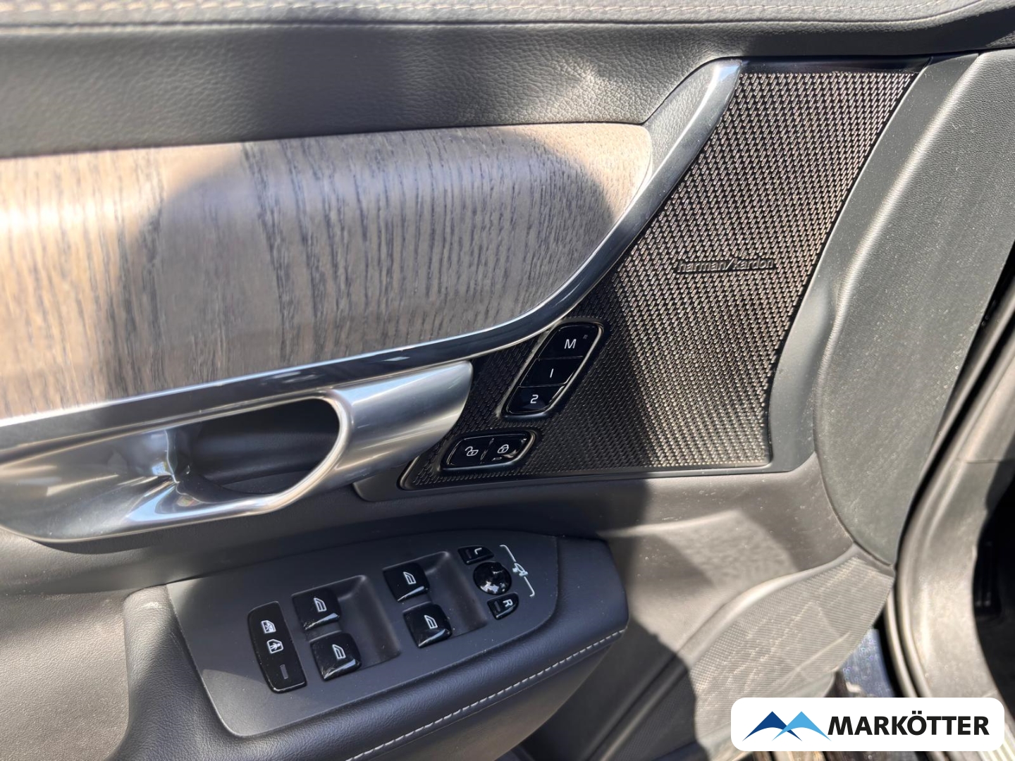 Fahrzeugabbildung Volvo V90 B4 Ultimate Bright ACC/AHK/BLIS/360°/PANO