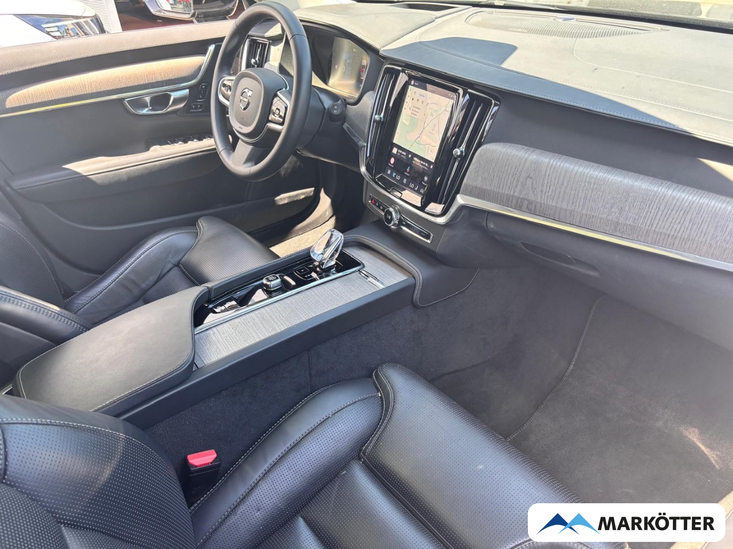 Fahrzeugabbildung Volvo V90 B4 Ultimate Bright ACC/AHK/BLIS/360°/PANO