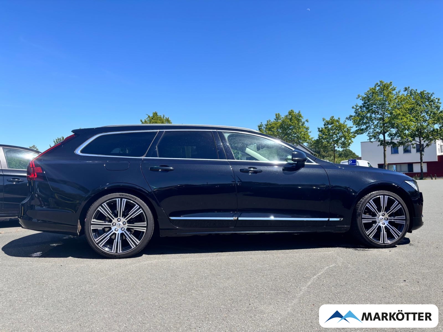 Fahrzeugabbildung Volvo V90 B4 Ultimate Bright ACC/AHK/BLIS/360°/PANO