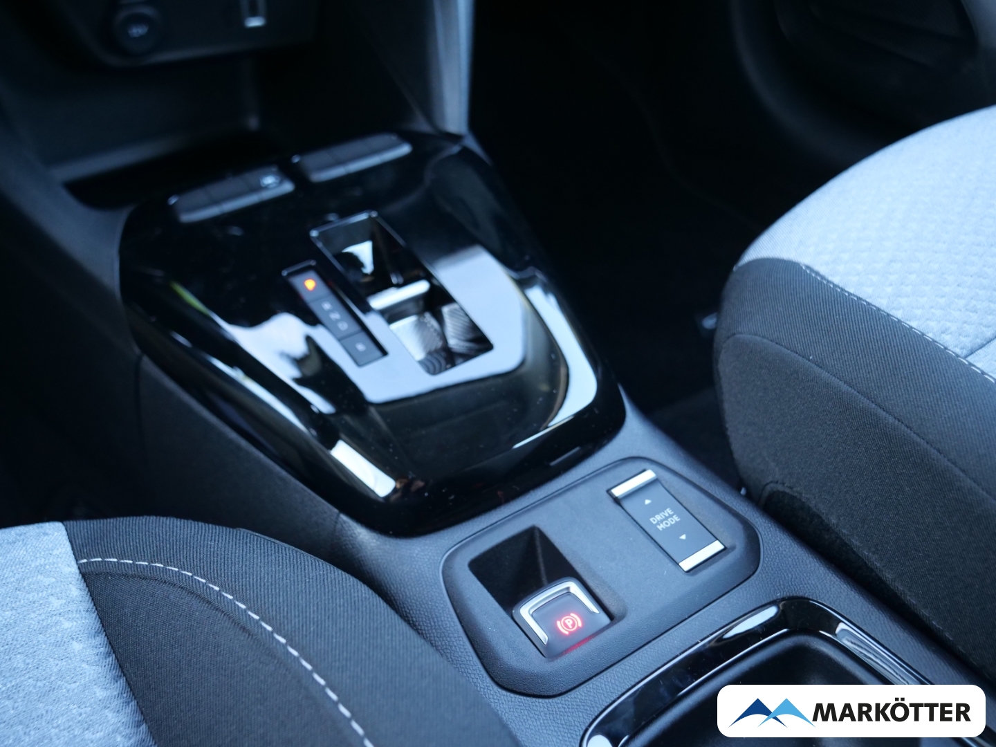 Fahrzeugabbildung Opel Corsa-e Electric Edition Allwetterbereifung