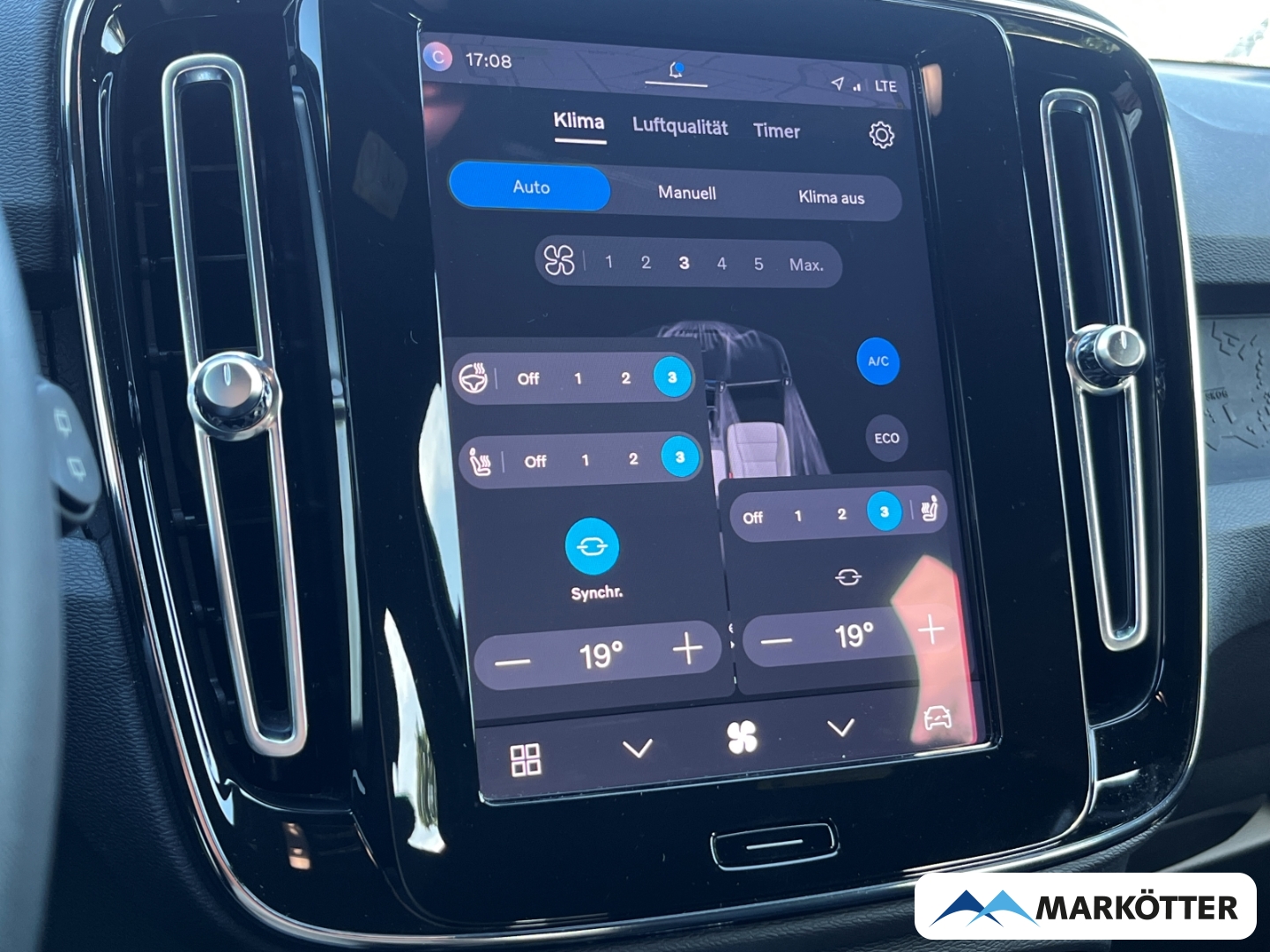 Fahrzeugabbildung Volvo XC40 Plus Recharge ACC/BLIS/Keyless/Lenkrheiz