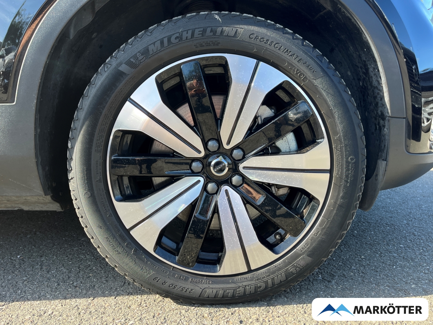 Fahrzeugabbildung Volvo XC40 Plus Recharge ACC/BLIS/Keyless/Lenkrheiz