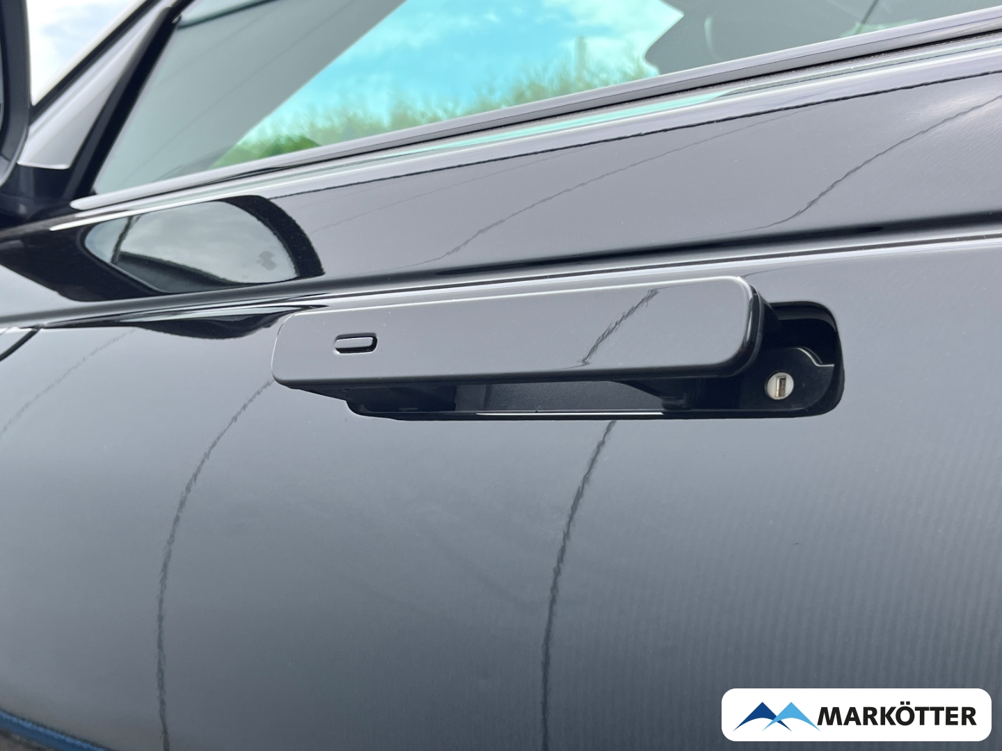 Fahrzeugabbildung Land Rover Range Rover Velar D300 R-Dynamic HSE Standheiz