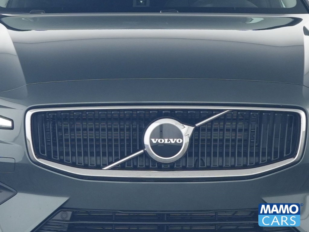 Fahrzeugabbildung Volvo V60 B4 Core ACC/BLIS/FSHZ/LHZ/4xSHZ/CAM/MEMORY