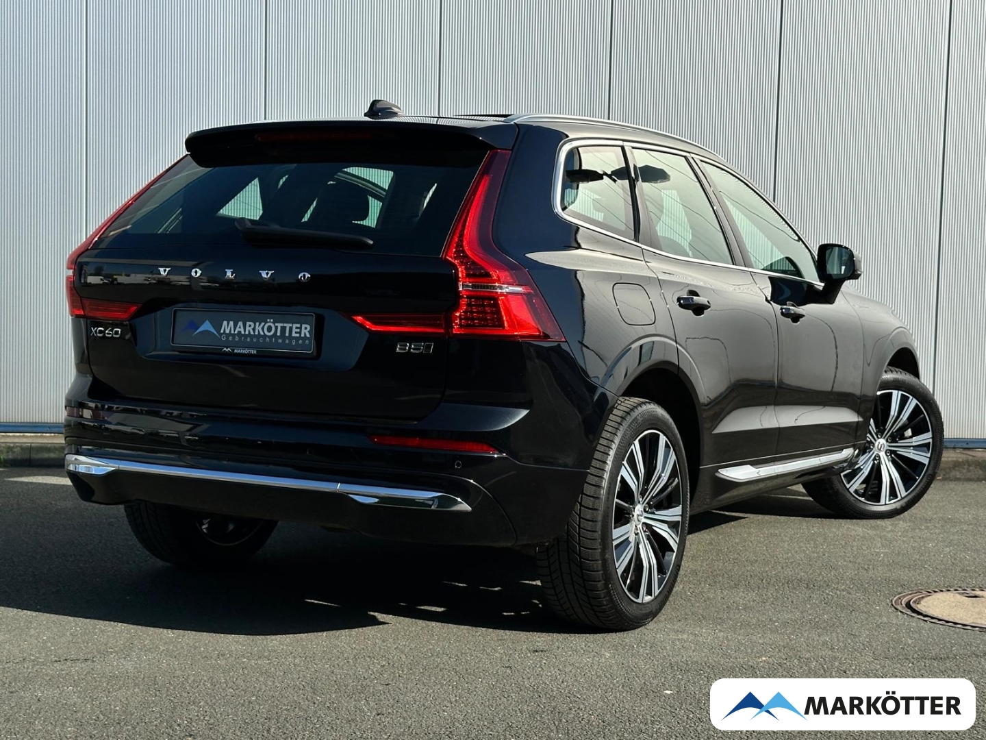 Fahrzeugabbildung Volvo XC60 B5 AWD Ultimate Bright ACC/Pano/StandH/AHK