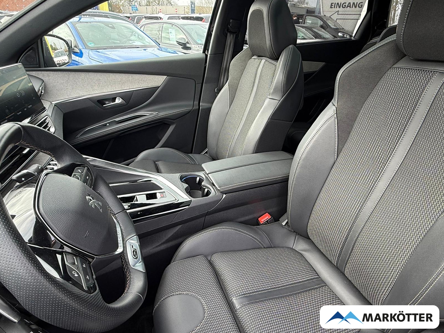 Fahrzeugabbildung Peugeot 5008 GT 7-Sitzer ACC/BLIS/CAM/MASSAGE/SHZ/PANO