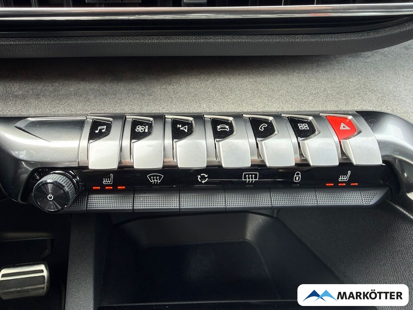 Fahrzeugabbildung Peugeot 5008 GT 7-Sitzer ACC/BLIS/CAM/MASSAGE/SHZ/PANO