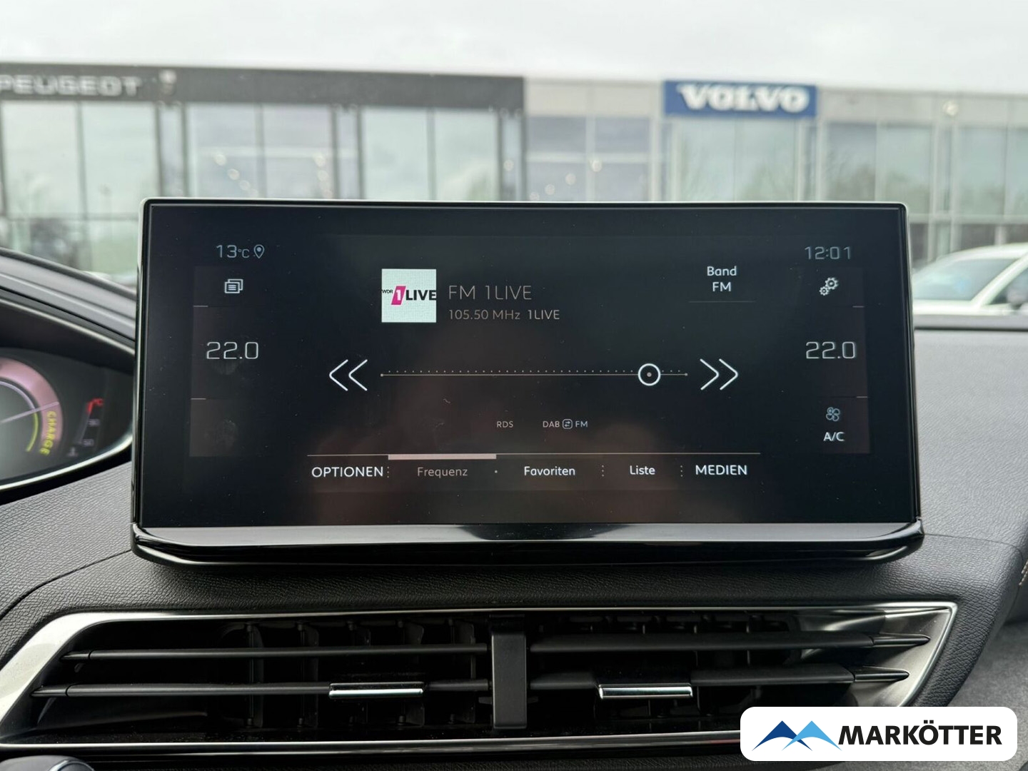 Fahrzeugabbildung Peugeot 5008 GT 7-Sitzer ACC/BLIS/CAM/MASSAGE/SHZ/PANO