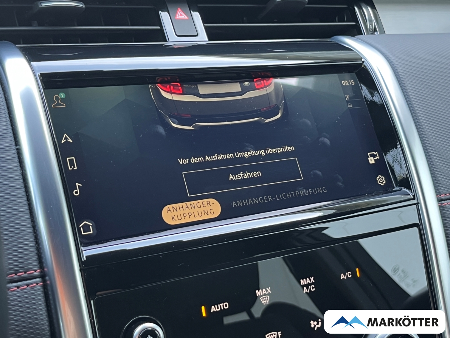 Fahrzeugabbildung Land Rover Discovery Sport D200 SE R-Dynamic/Black-Pkt/AHK