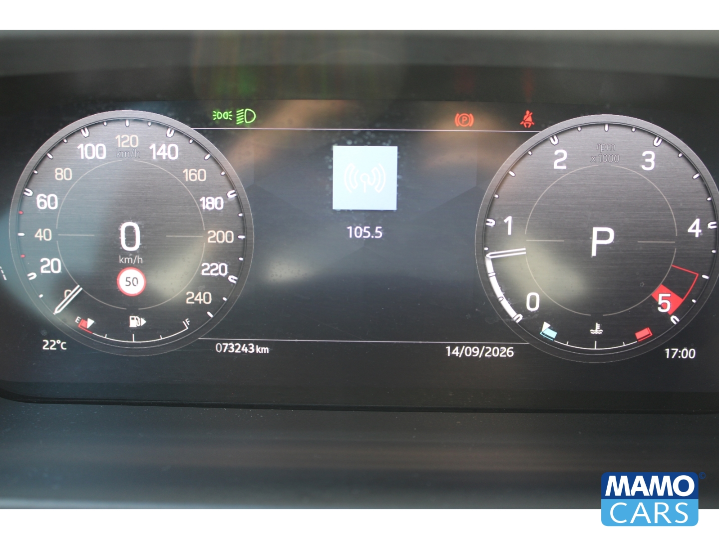 Fahrzeugabbildung Land Rover Defender 110 D200 X-Dynamic SE/AHK/WINTER/BLACK/20 Zoll