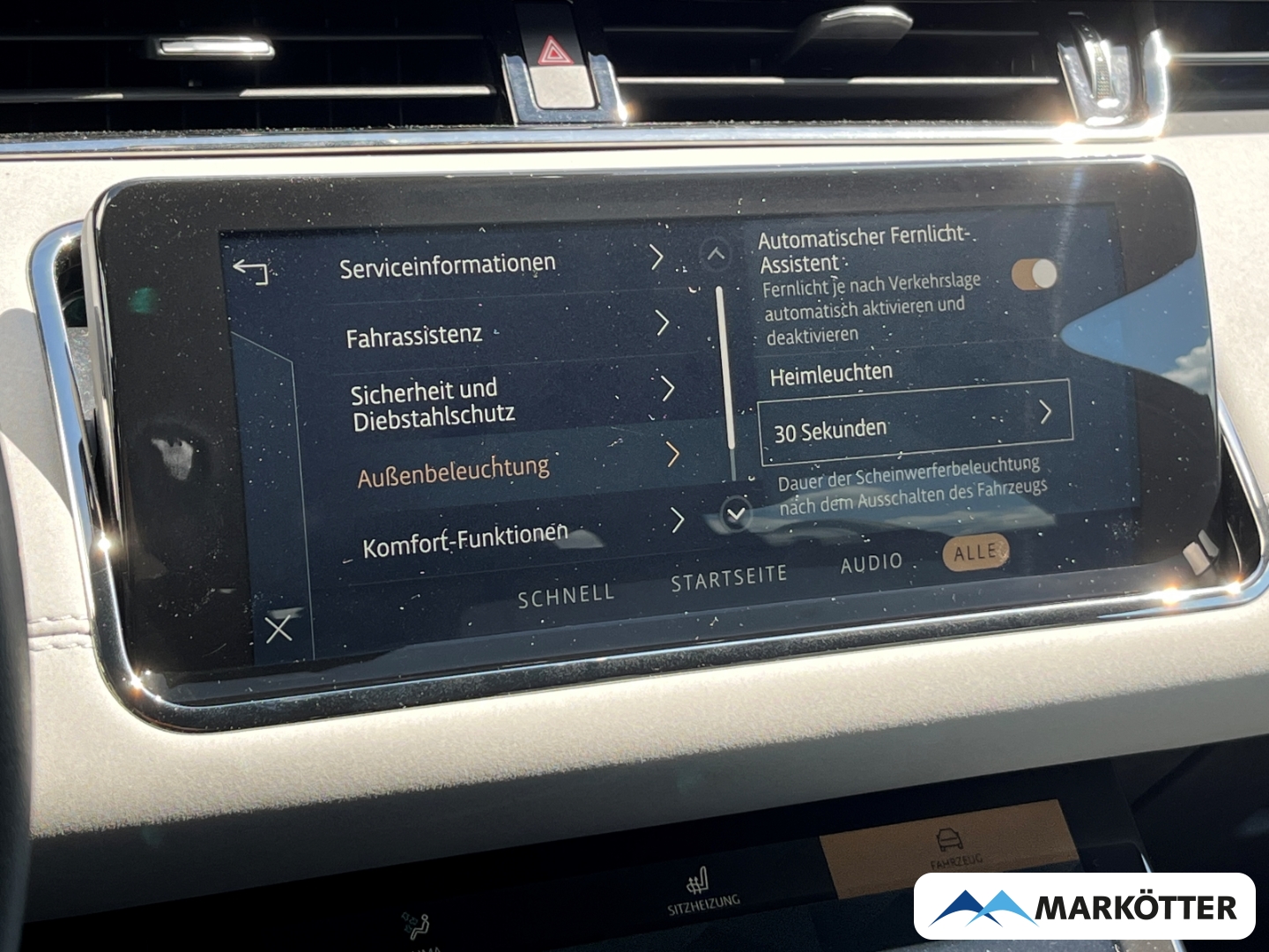 Fahrzeugabbildung Land Rover Range Rover Evoque P200 R-Dynamic SE ACC/AHK