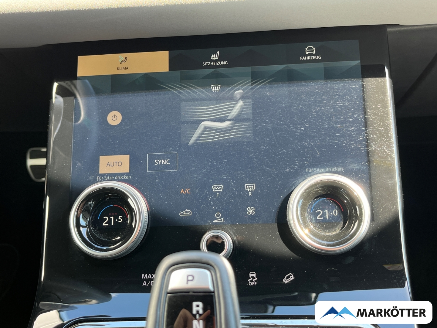 Fahrzeugabbildung Land Rover Range Rover Evoque P200 R-Dynamic SE ACC/AHK