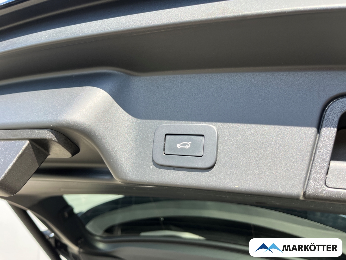 Fahrzeugabbildung Land Rover Range Rover Evoque P200 R-Dynamic SE ACC/AHK