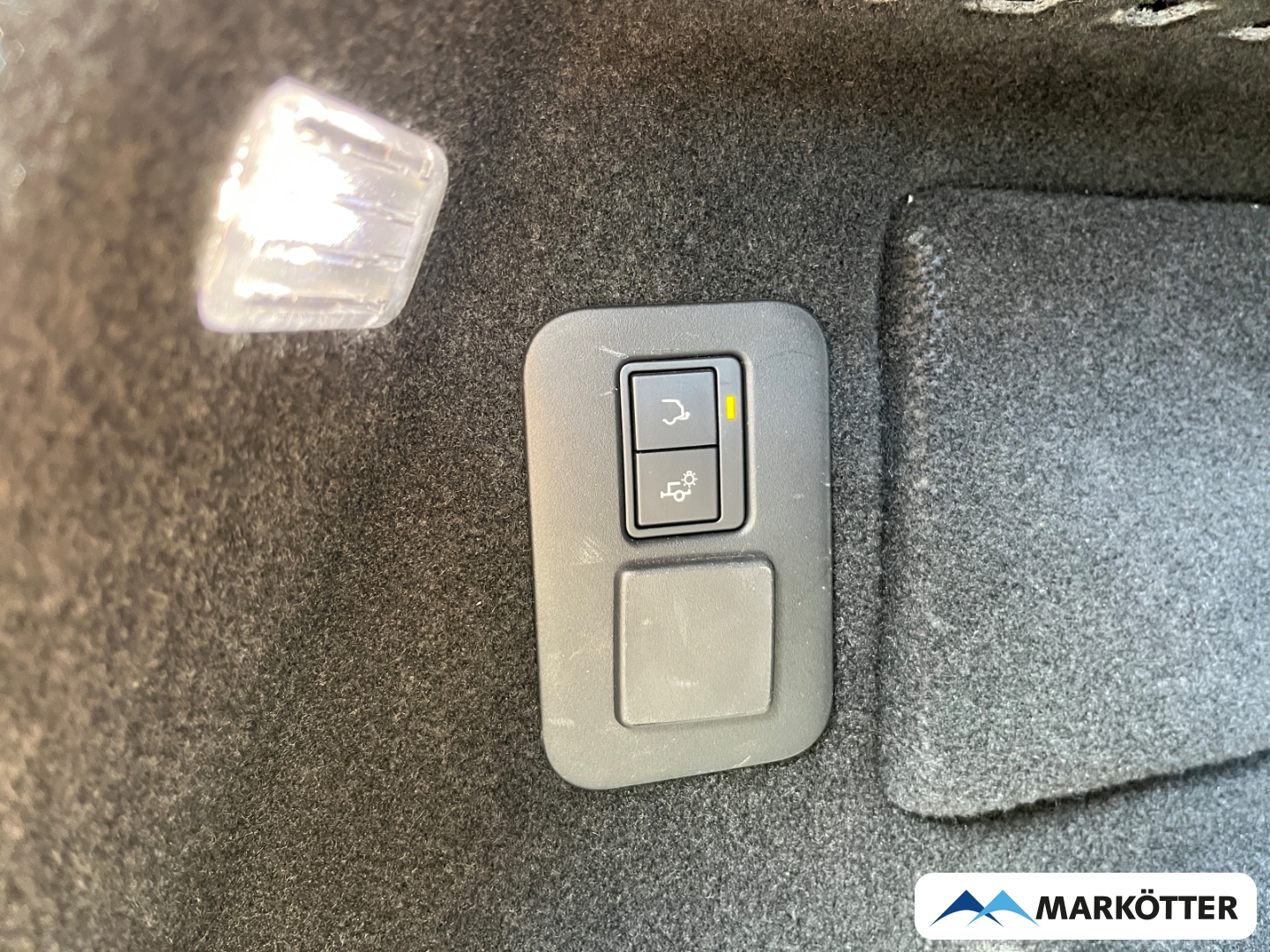 Fahrzeugabbildung Land Rover Range Rover Evoque P200 R-Dynamic SE ACC/AHK