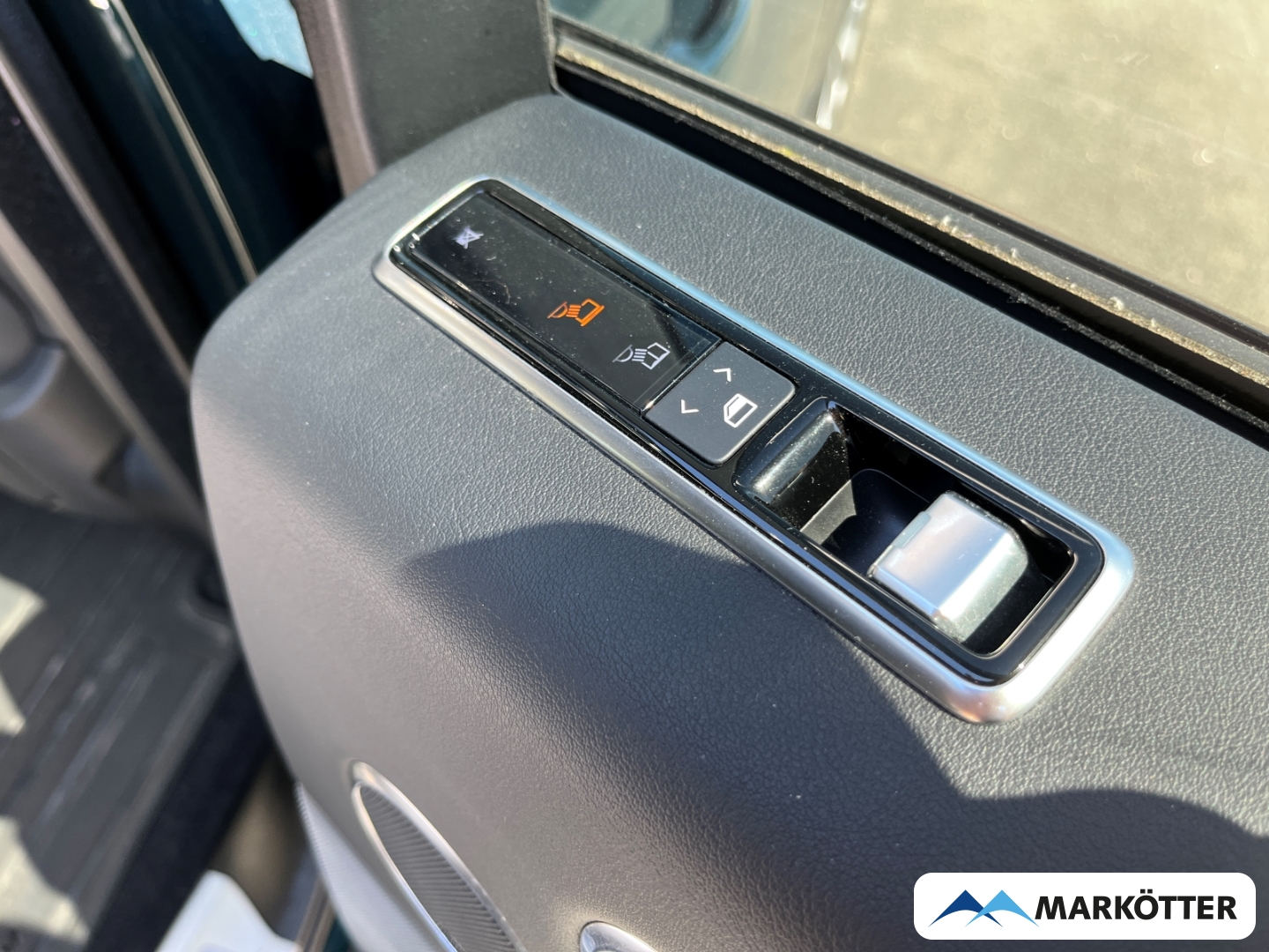 Fahrzeugabbildung Land Rover Range Rover Vogue ACC/AHK/StandH/HUD/SVO/Laser
