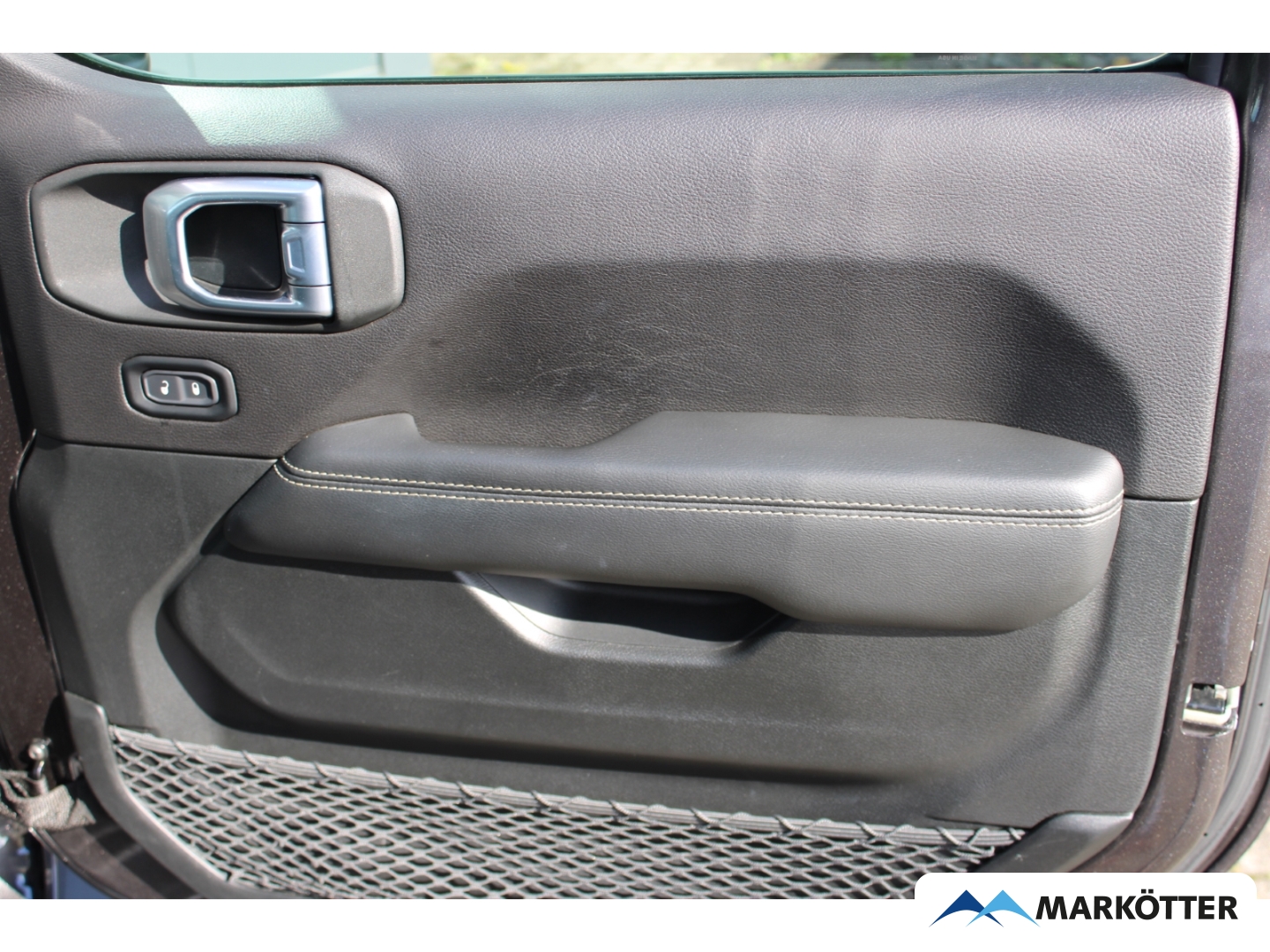 Fahrzeugabbildung Jeep Wrangler Unlimited Sahara 2.2 AHK/BLIS/SHZ/CAM