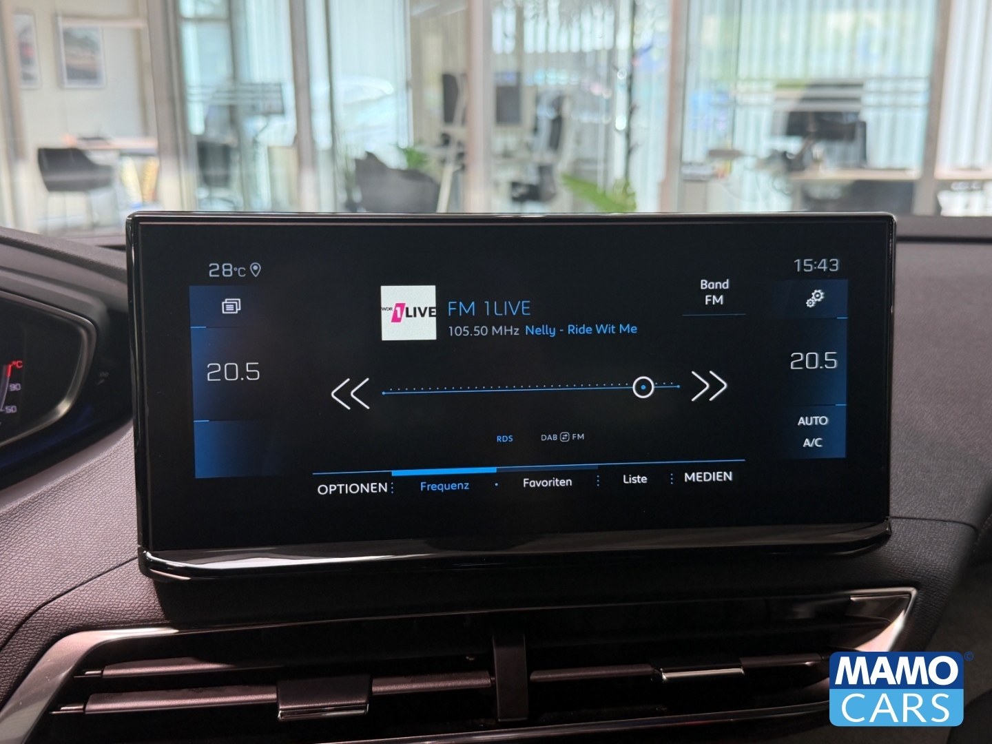 Fahrzeugabbildung Peugeot 5008 GT 7-Sitzer ACC/AHK/BLIS/CAM/LED/KLIMA/SHZ