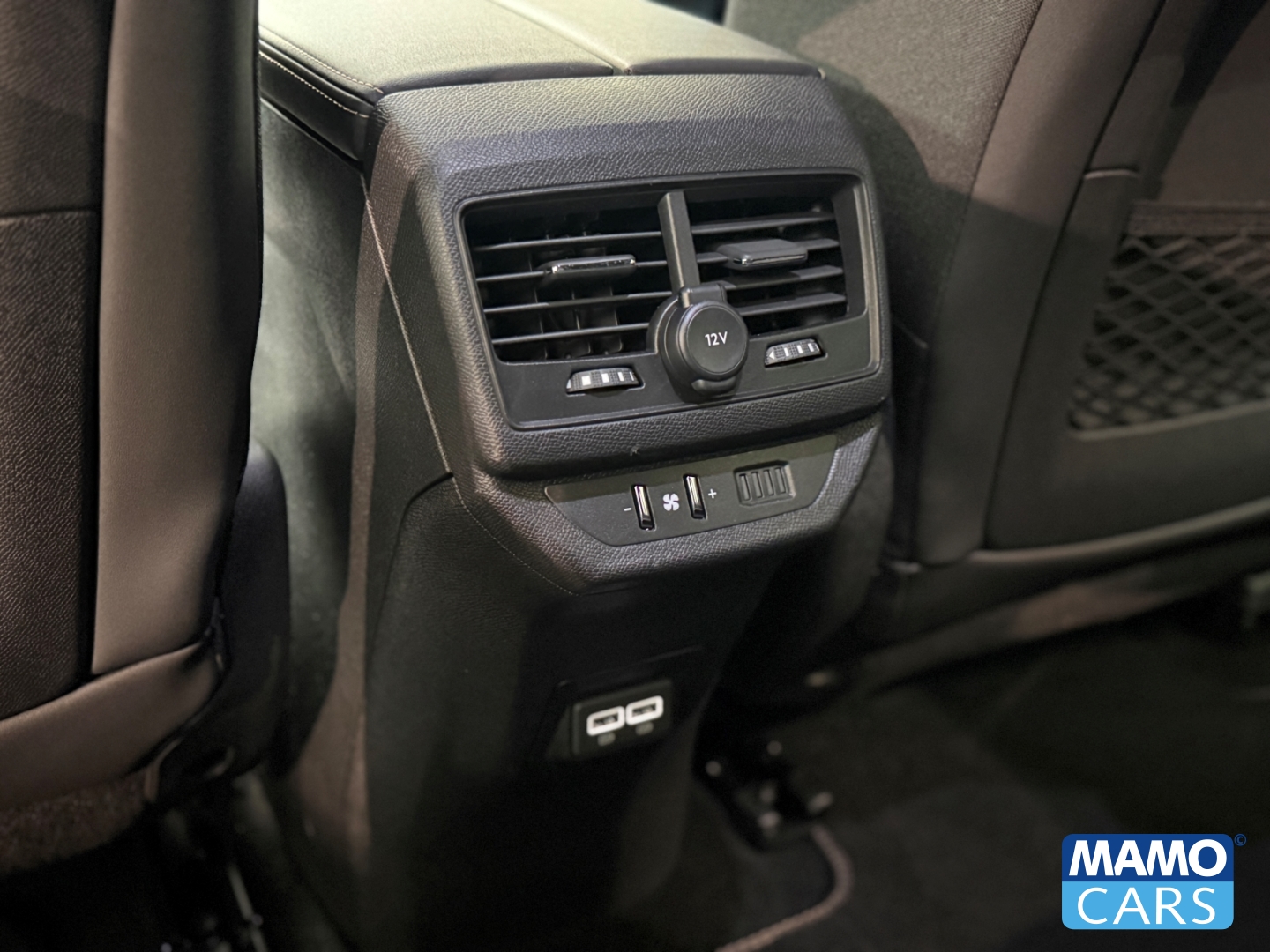 Fahrzeugabbildung Peugeot 5008 GT 7-Sitzer ACC/AHK/BLIS/CAM/LED/KLIMA/SHZ