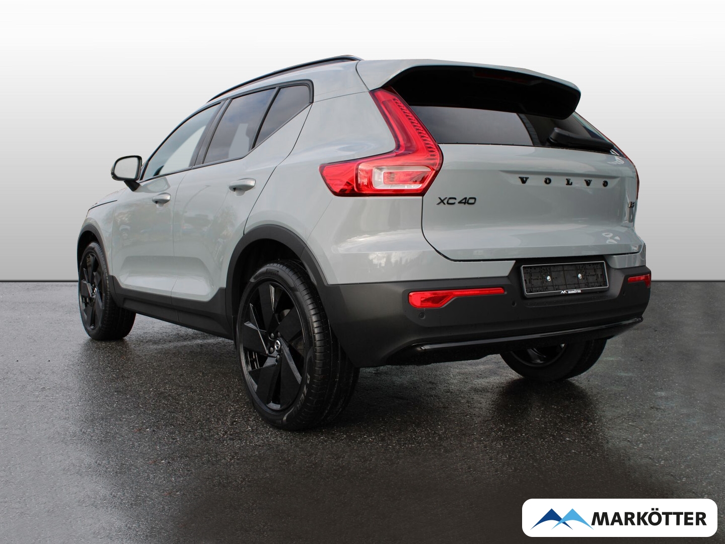 Fahrzeugabbildung Volvo XC40 B4 Plus Black Edition/360°CAM/AHK GEWERBE