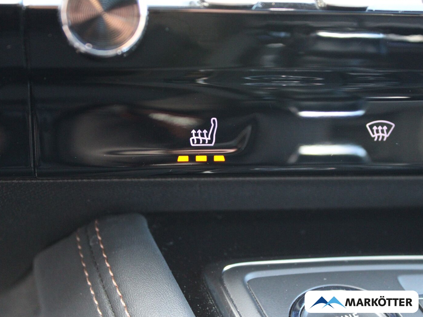 Fahrzeugabbildung Peugeot 508 SW Hybrid 225 GT ACC/PANO/NAVI/