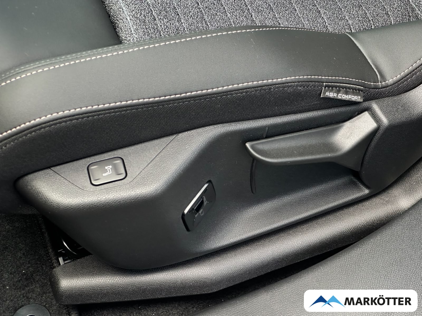 Fahrzeugabbildung Peugeot 5008 MHEV 145 Allure Business 360°/AHK/Allwetter