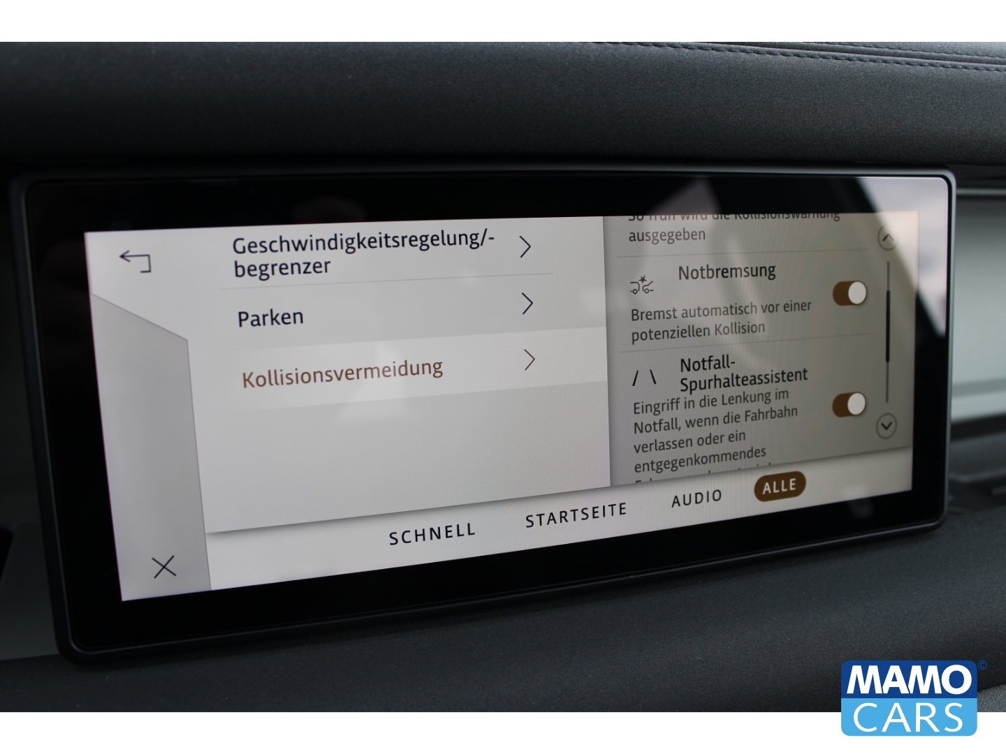 Fahrzeugabbildung Land Rover Defender 110 D200 S/LUFT/PANO/AHK/WINTER