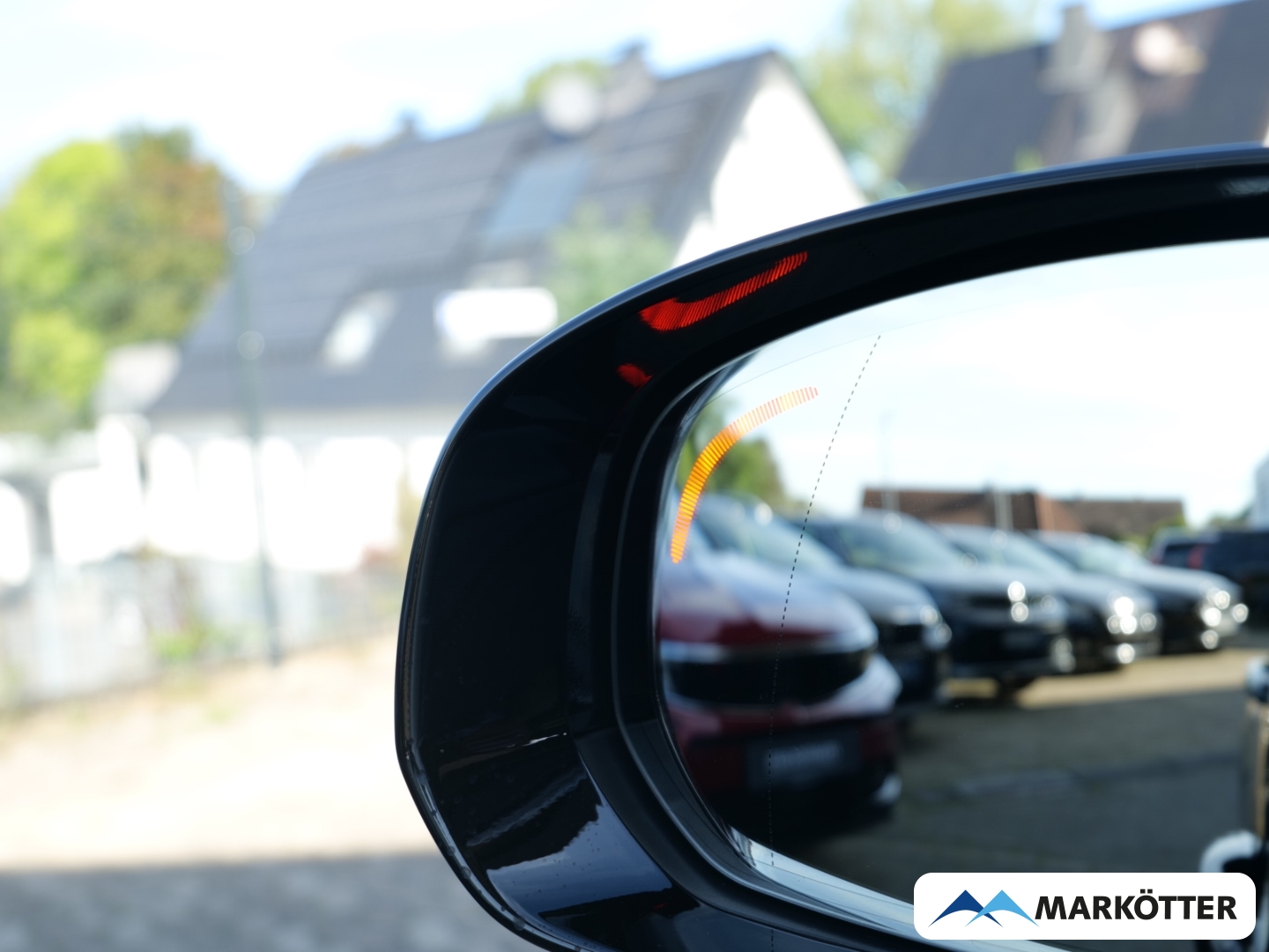 Fahrzeugabbildung Volvo XC60 B4 AWD Ultimate Dark AHK/FOUR-C/PANO/STHZ