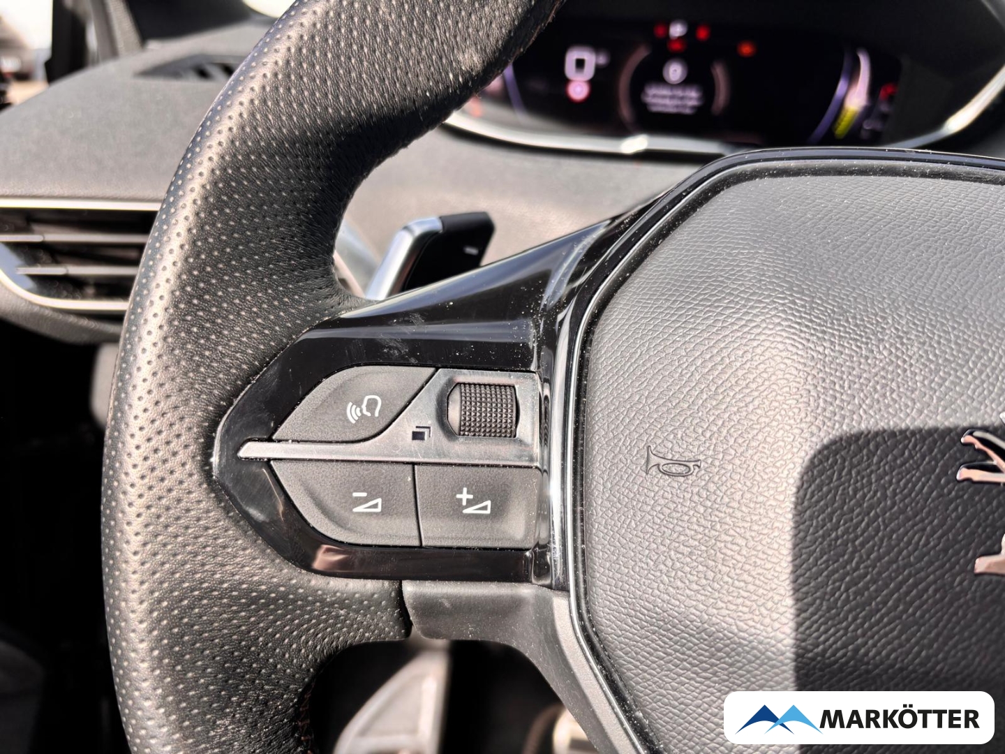 Fahrzeugabbildung Peugeot 5008 GT Hybrid 7-Sitzer ACC/BLIS/CAM/LED/SHZ