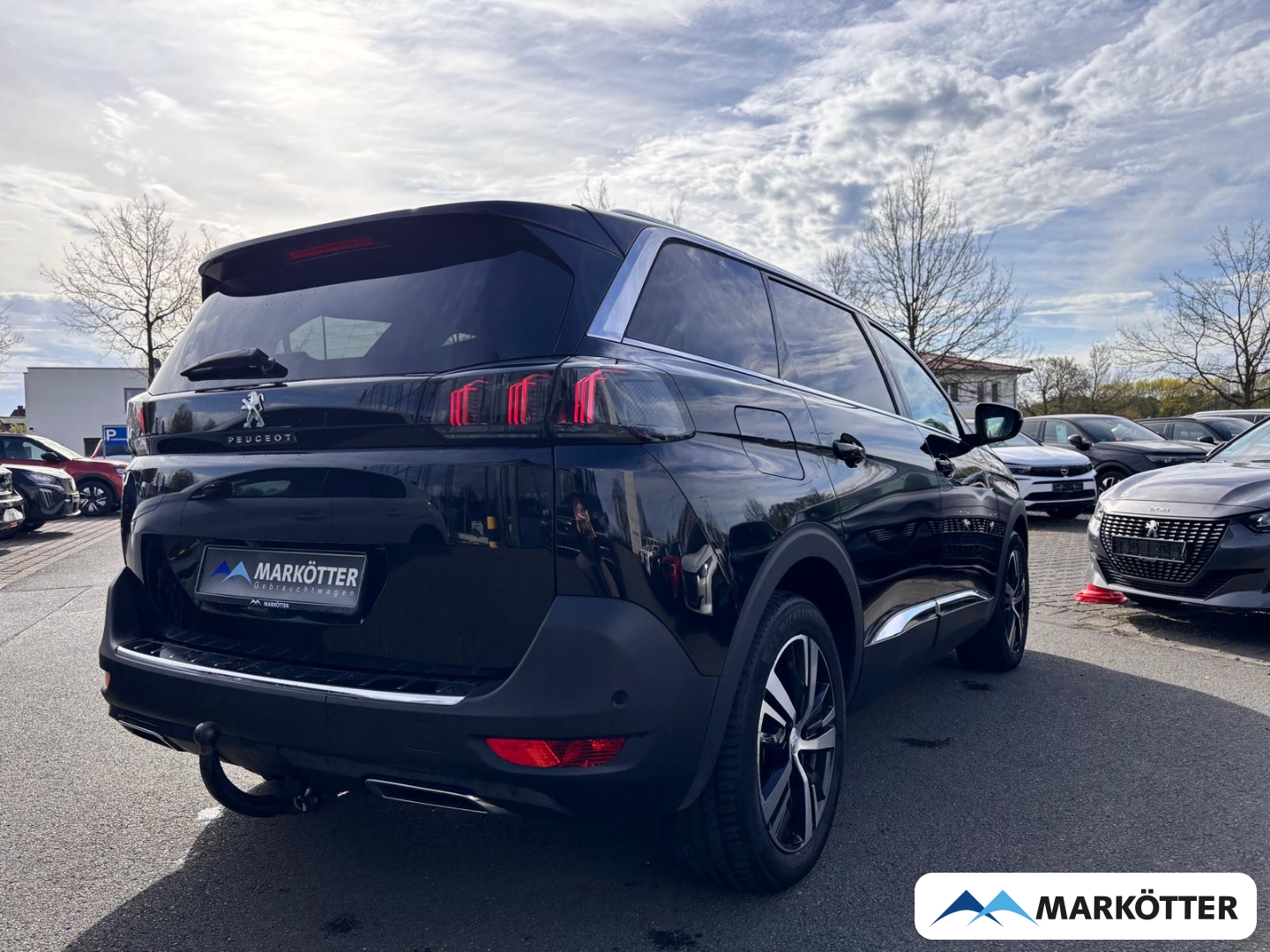Fahrzeugabbildung Peugeot 5008 GT Hybrid 7-Sitzer ACC/BLIS/CAM/LED/SHZ